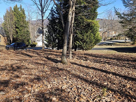 4th image of 59 Macgregor Dr