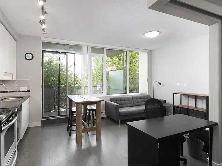 9025 Highland Ct #307 — Photo 5