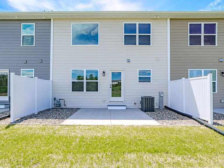 3504 Green Pastures Ln — Photo 49