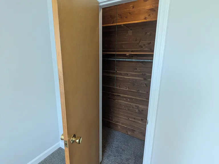 583 Hillcrest Ave — Photo 41
