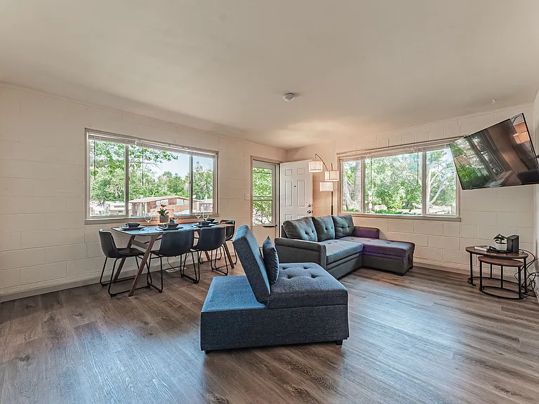 3117 Virginia Ave — Photo 3