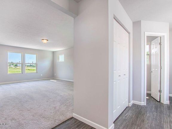 2nd image of 2418 Wild Glow Dr