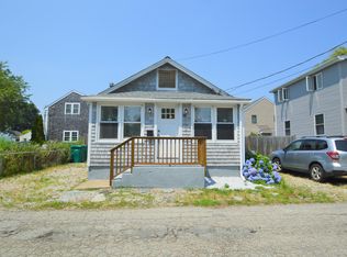 108 Ormerod Ave, Portsmouth, RI 02871