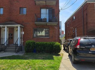 214-16 40th Ave FLOOR 3, Bayside, NY 11361