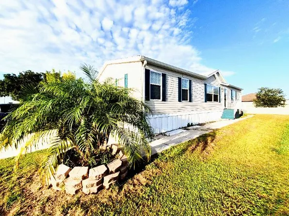 3496 Newberry Way, Saint Cloud, FL 34772