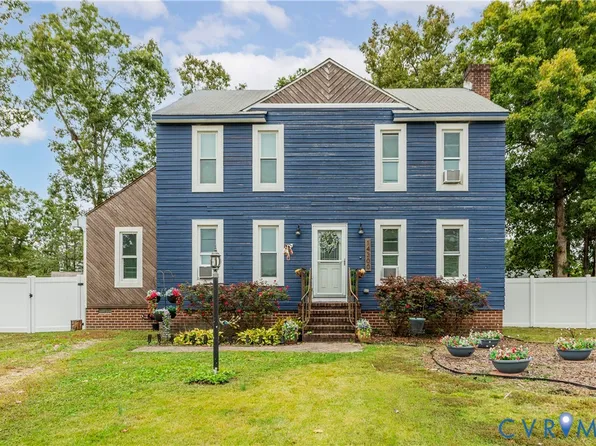 14300 Shale Pl, Chester, VA 23836