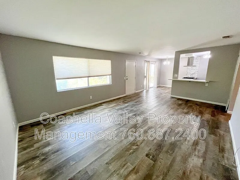 2 bed, 2.0 bath, 1024 sqft, $1,950 — Photo 4