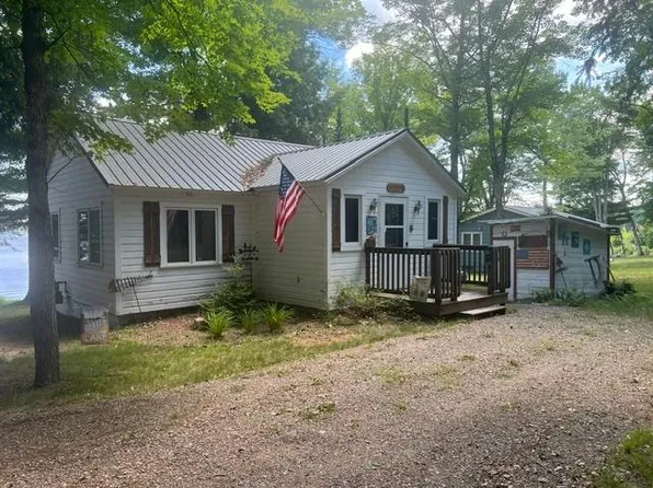 138 Pratt Junction Rd, Elcho, WI 54428
