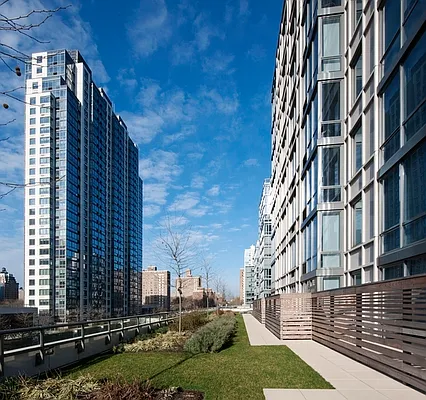 Rented by UDR | media 12