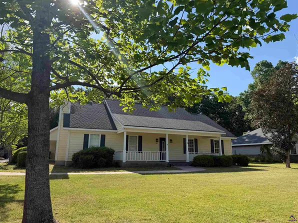 107 Barrington Pl N, Warner Robins, GA 31088