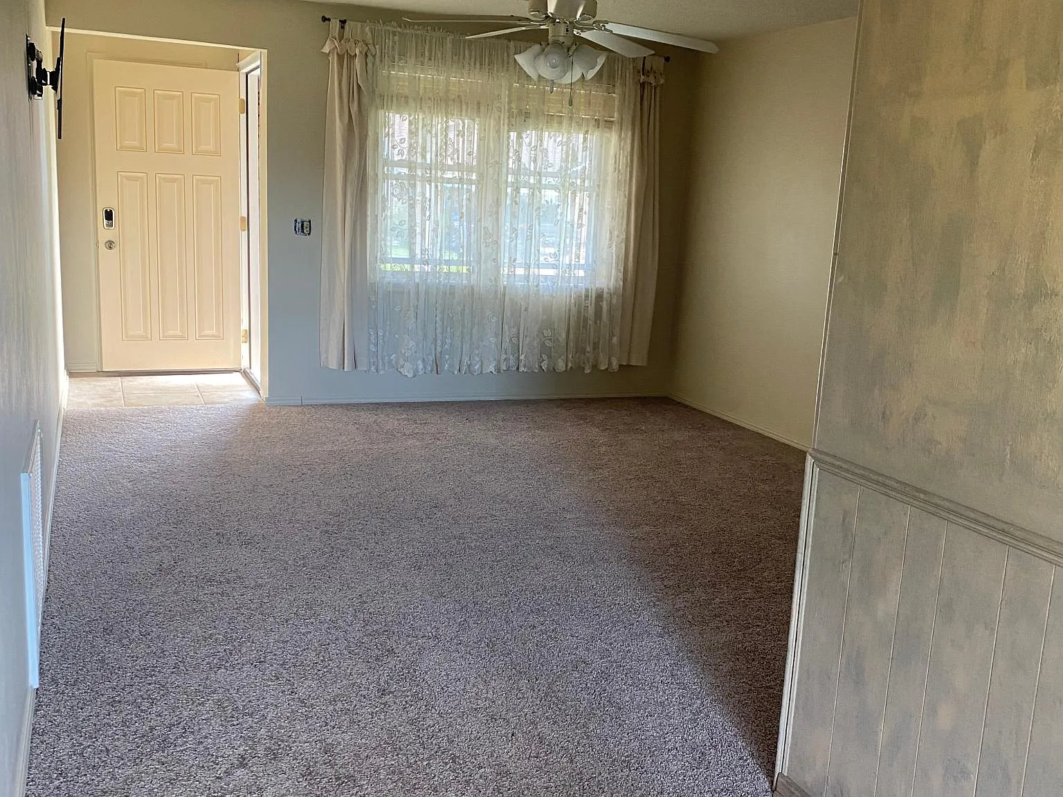 3908 SE 14th St — Photo 4