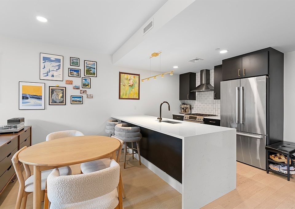 1st image of 395 Alewife Brook Pkwy #3B