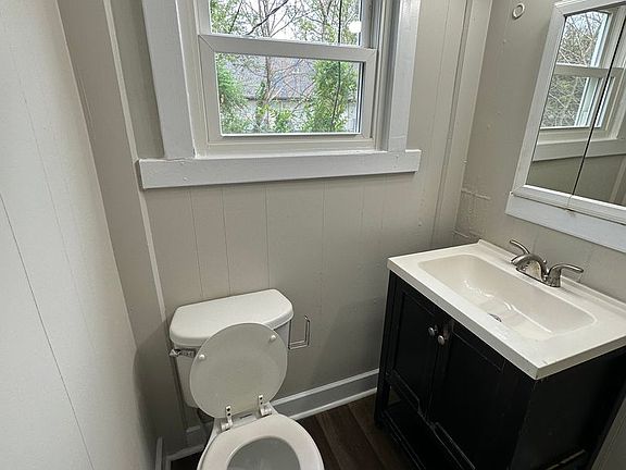 5th image of 507 Fairview Ave #B