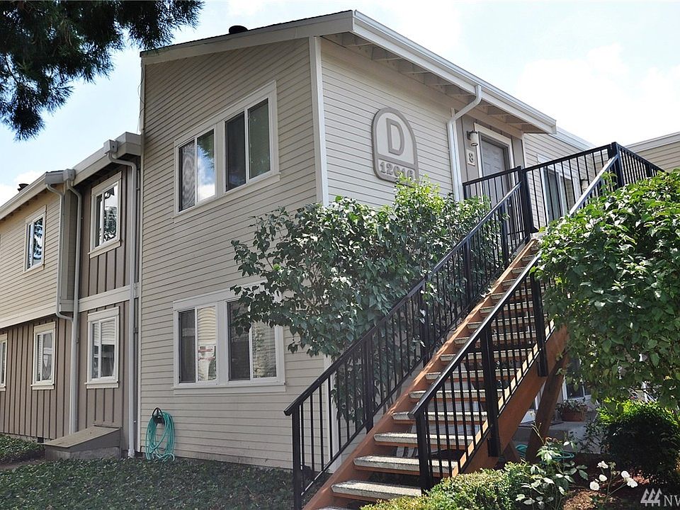 1st image of 12016 Slater Ave NE APT D8
