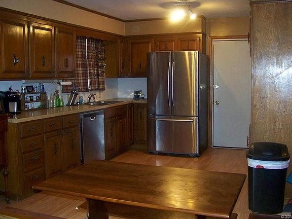 5th image of 1001 E Polk Ave