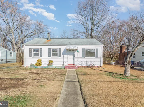 3216 Campbell Dr, Alexandria, VA 22303