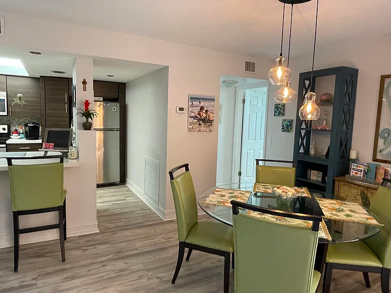 2455 Lindell Blvd #3203 — Photo 9
