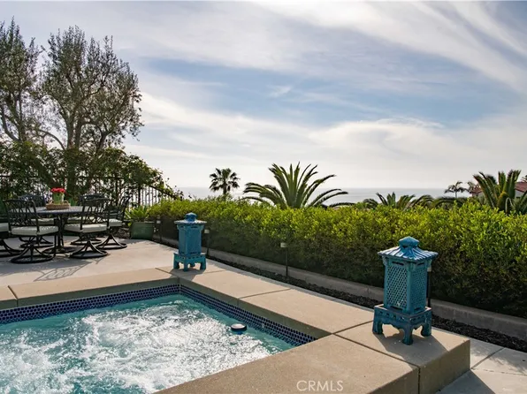 6 Surfspray Blf, Newport Coast, CA 92657