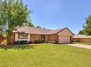 517 Gray Fox Run, Edmond, OK 73003