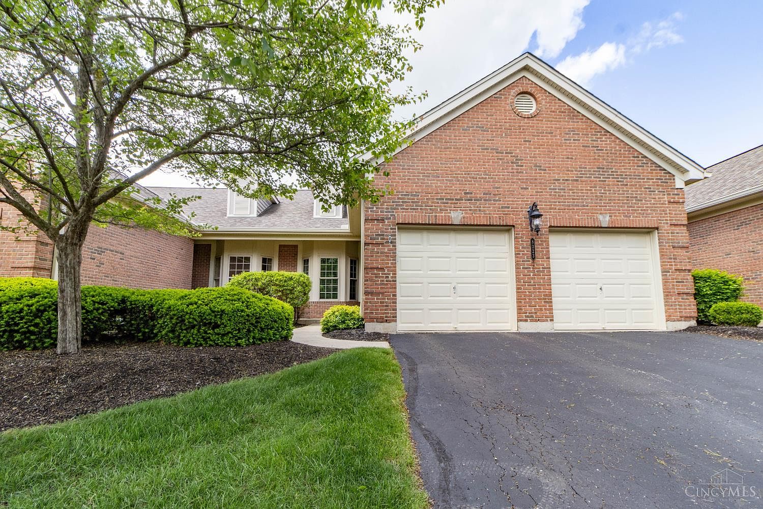8323 Poppy Ln