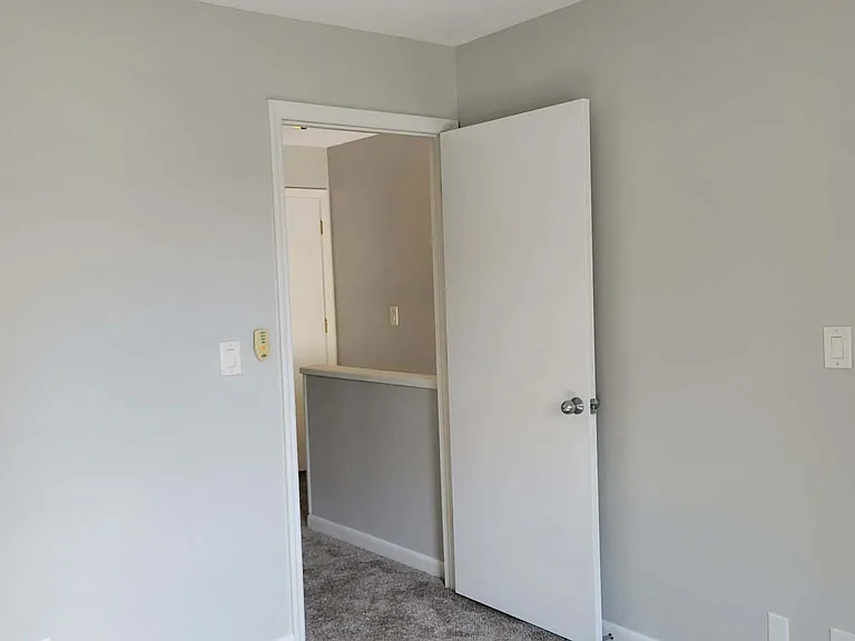 98 Sky Crest Ln #A — Photo 10