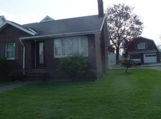 146 Chestnut St, Leetonia, OH 44431