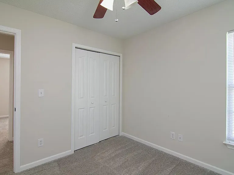 784 Waterbrook Ln — Photo 25