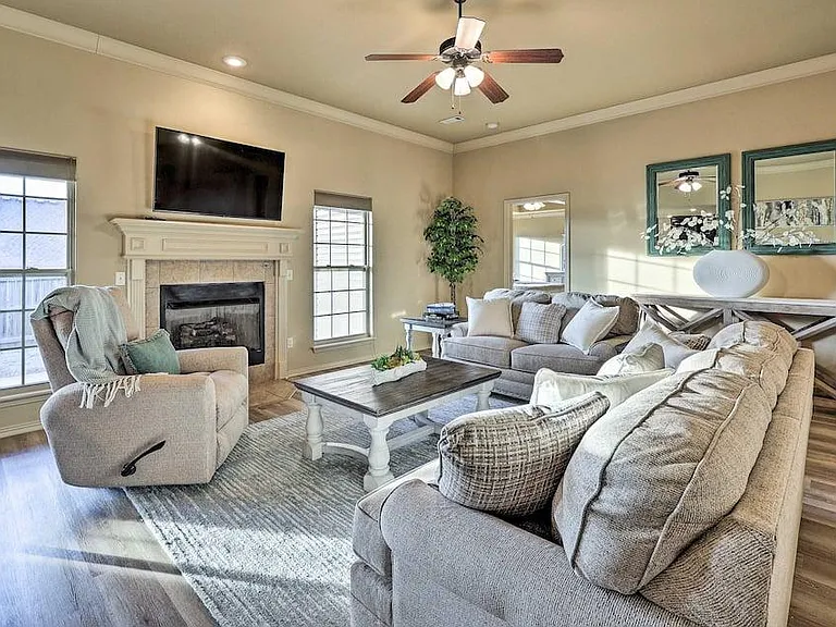 450 Remson Ln — Photo 21