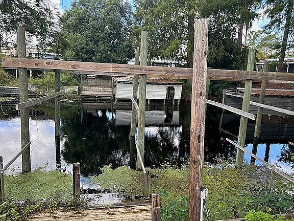 Post installed for a dock.