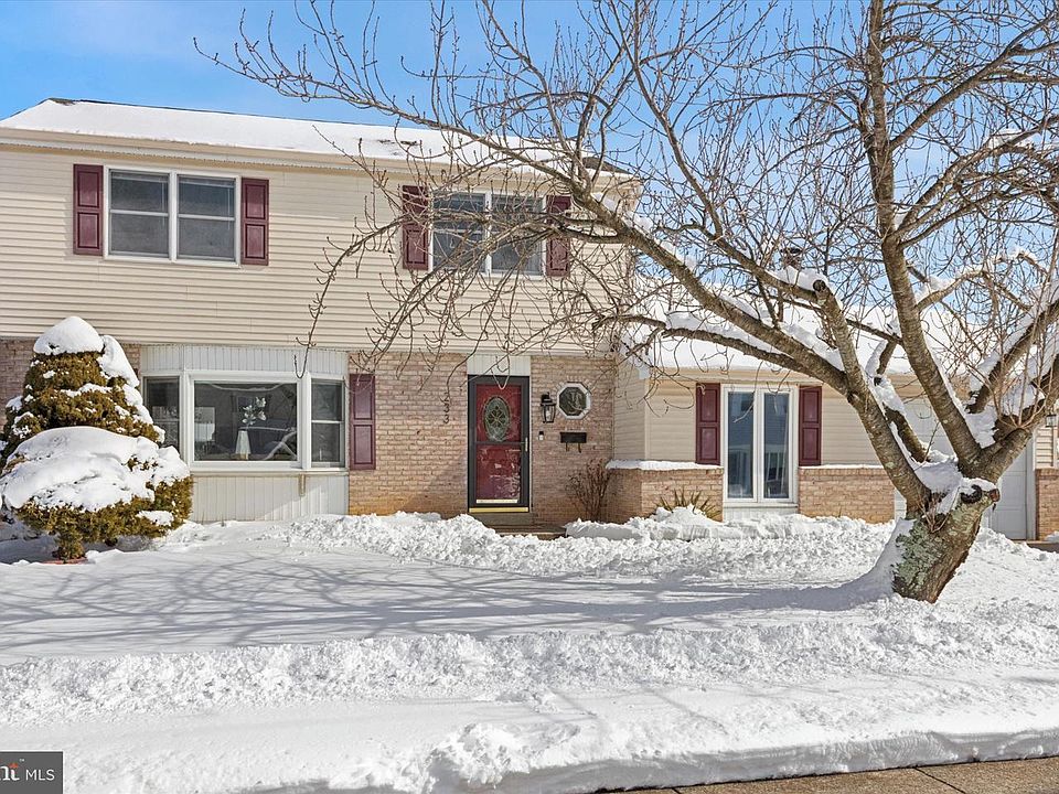 1st image of 233 Sharpless Rd