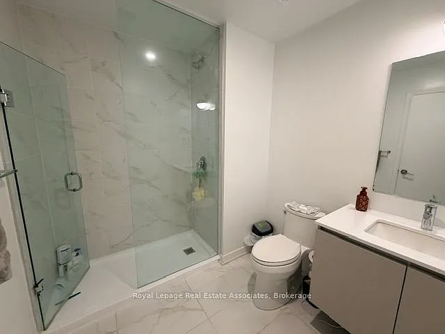 405 Dundas St W #114 — Photo 7