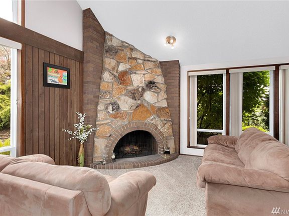 3rd image of 13250 SE 43rd Pl
