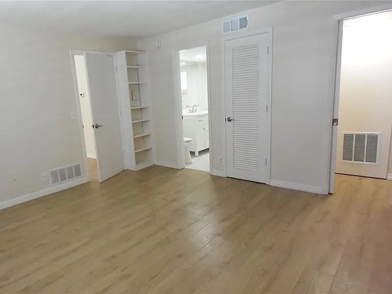 3751 S School Ave #26 — Photo 28