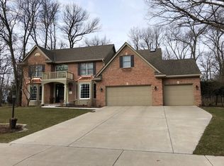 11609 N Strathmoore Ct, Dunlap, IL 61525