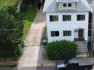 18 Ambrose St, Somerset, NJ