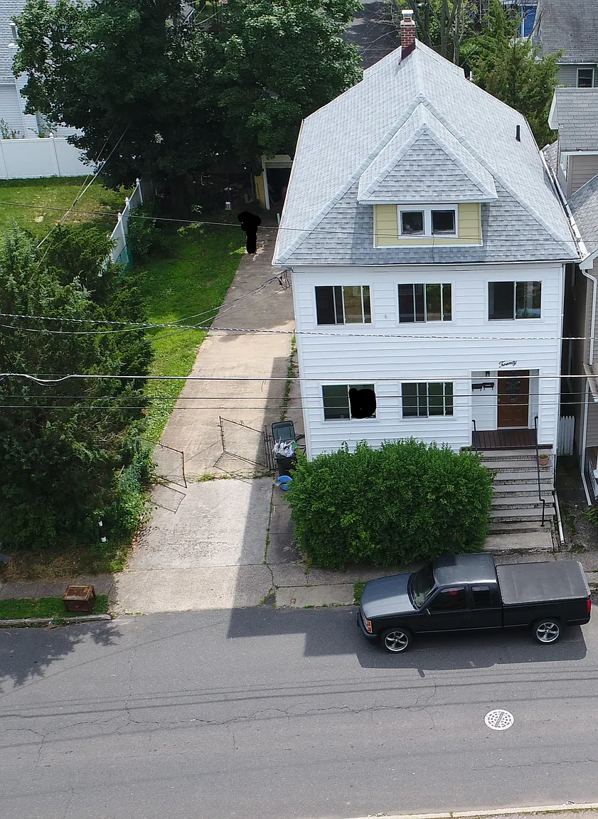 18 Ambrose St photo 1