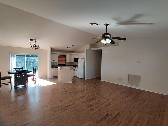 4th image of 1233 NW 26th Ave