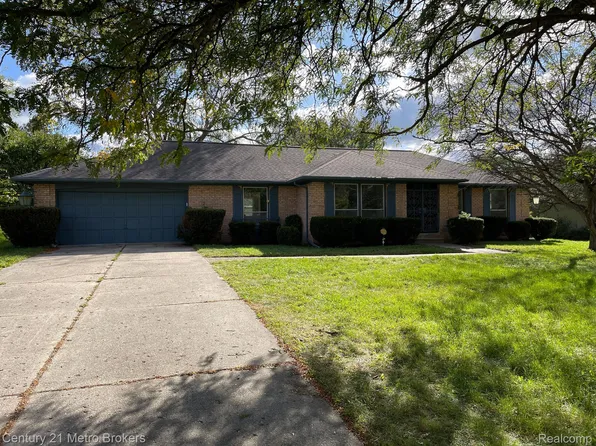 5201 Scenicvue Dr, Flint, MI 48532