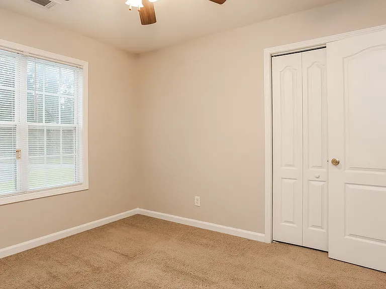 9490 Pebble Creek Ct — Photo 12