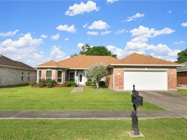 2640 Orbit Ct, Harvey, LA 70058