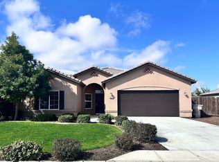 7507 Carson River Rd, Bakersfield, CA 93311