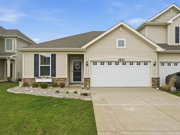 1820 E 110th Pl, Crown Point, IN 46307
