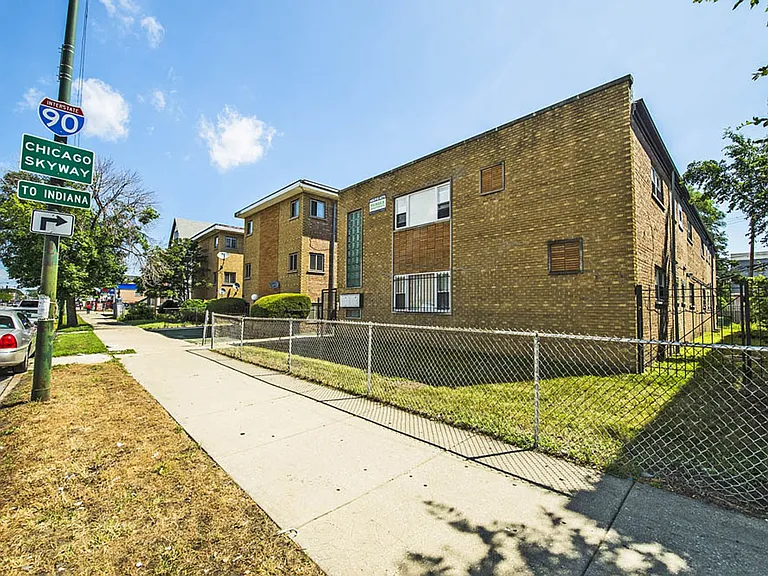 8751 S Cottage Grove Chicago, IL 60619 — Photo 12