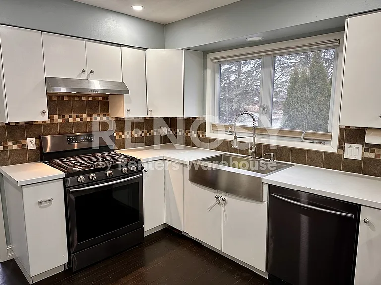 13808 Frontier Ln — Photo 9