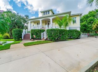 11104 Winn Rd, Riverview, FL 33569