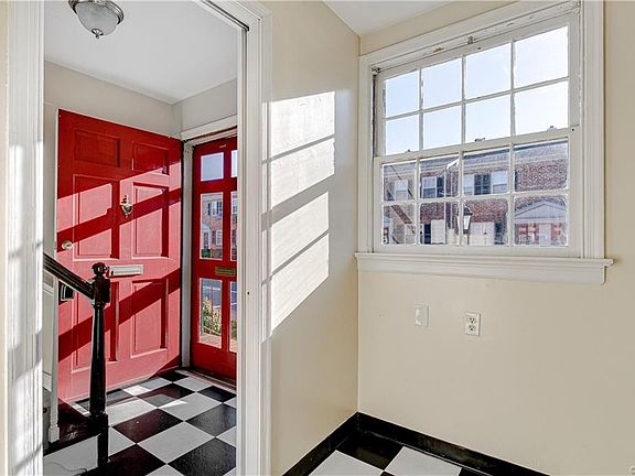 5th image of 701 N Hamilton St #Uc