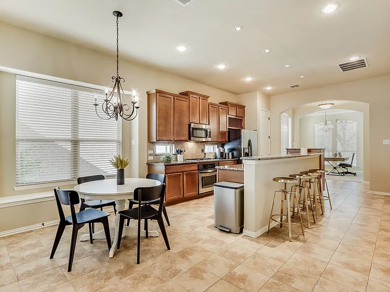 231 Carrington Ln — Photo 18