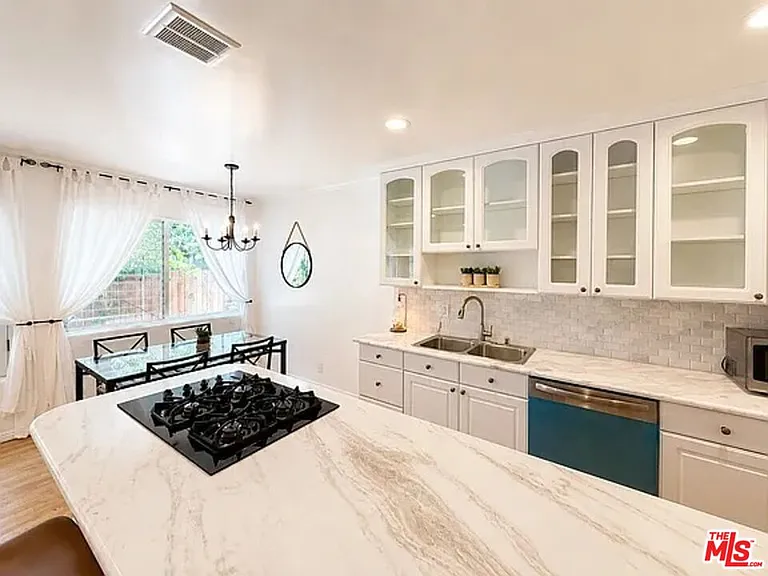 834 Lincoln Blvd #2 — Photo 7