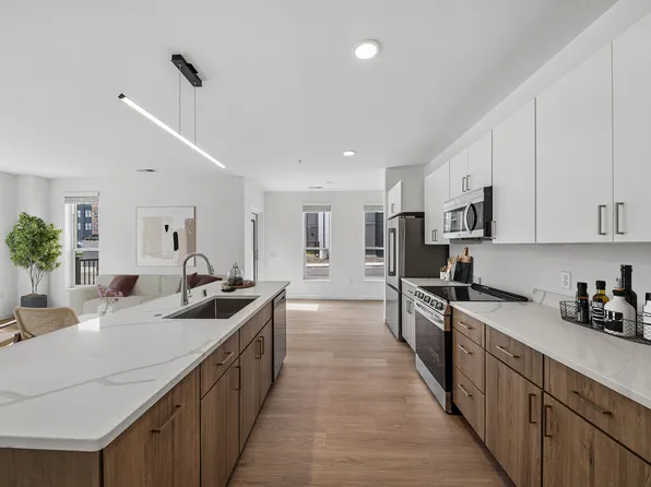 1632 Lock Ln, Madison, WI 53703