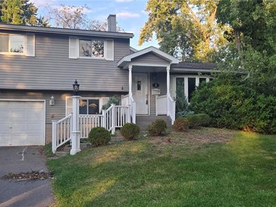 2 Ilex Ln, Liverpool, NY, 13090